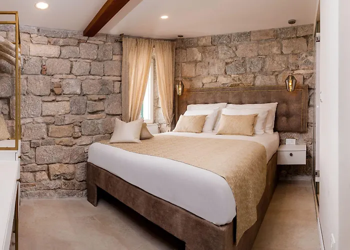 Couette-café Jupiter Lux 4*