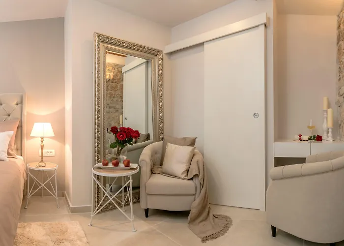 Jupiter Lux Frühstückspension 4*