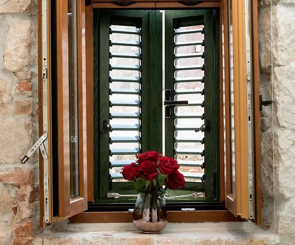 Jupiter Lux 4* Split